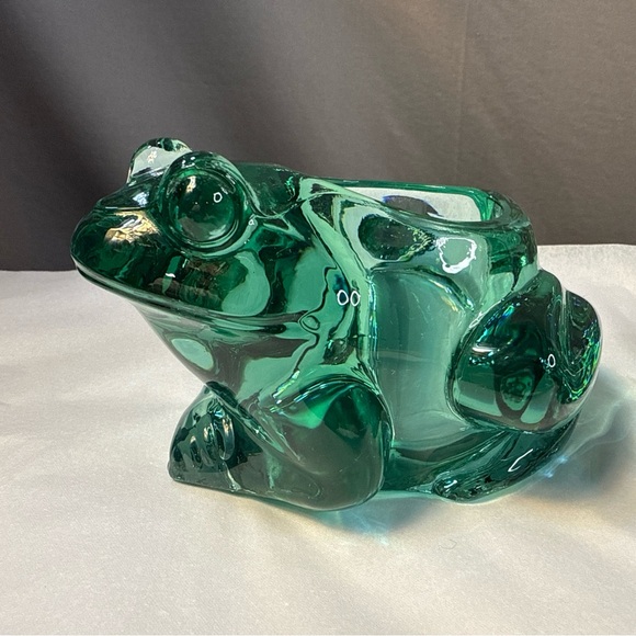 Green Indiana Glass Frog Figurines - Picture 5 of 13